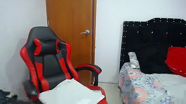 Ursulawhite69 online show from October 27, 4:00 pm