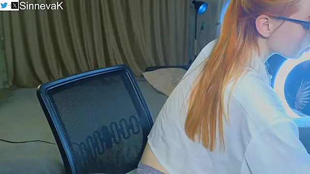 sinteas online show from January 11, 3:20 pm