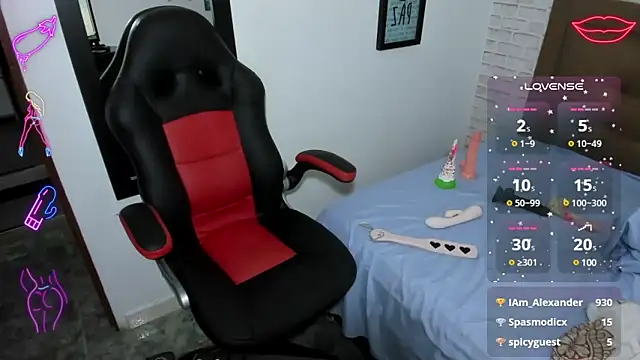 Snapshot of mila_katts chatting on February 28, 10:41 am mila katts online show from February 28, 10:41 am