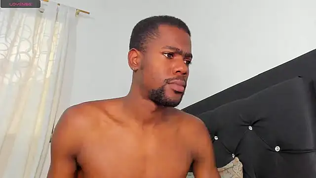 santi brown online show from October 11, 9:35 pm