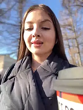 KrisMagnoly online show from March 9, 9:02 am