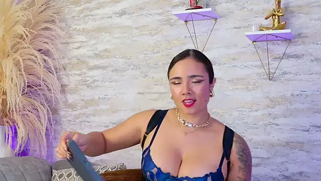 Lea Foster online show from March 19, 12:48 am