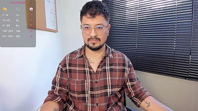 DaviidEvans  online show from December 12, 2:11 pm