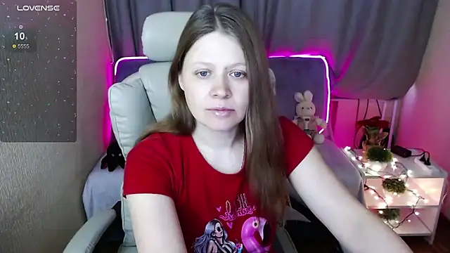 alekasamui online show from February 3, 5:40 am