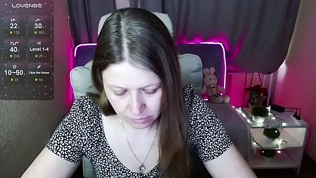 alekasamui online show from February 27, 3:36 am