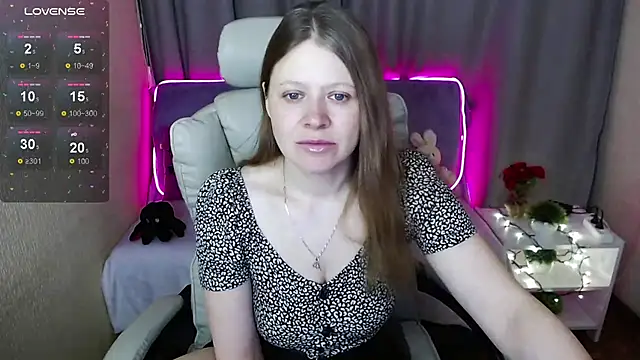 alekasamui online show from March 10, 10:13 pm