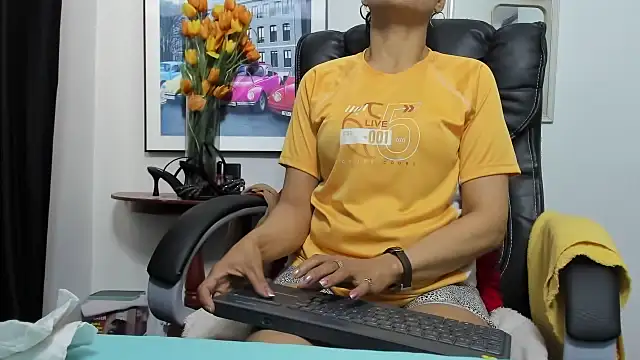 Aries Mature online show from October 5, 4:05 pm