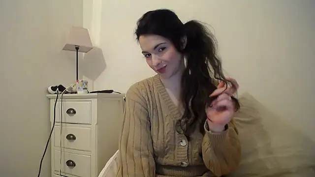 desirmiss1 online show from February 9, 12:41 pm