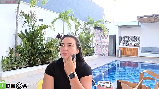 ava blue online show from October 19, 11:33 am