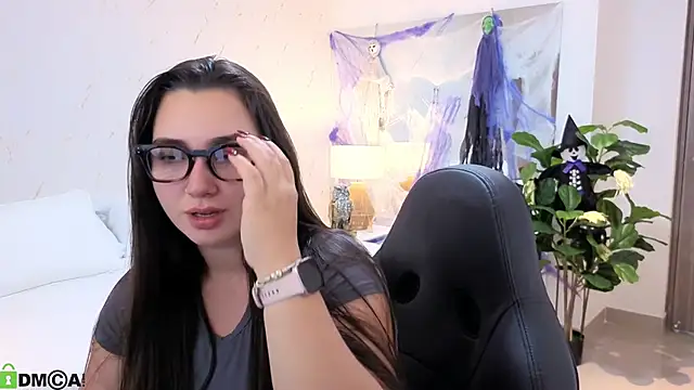 ava blue online show from October 26, 11:27 am