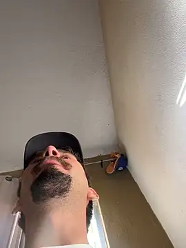 Tomthelong online show from February 7, 10:52 pm