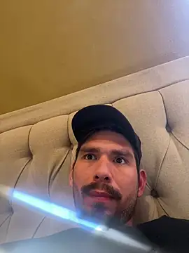 Tomthelong online show from March 12, 9:56 pm