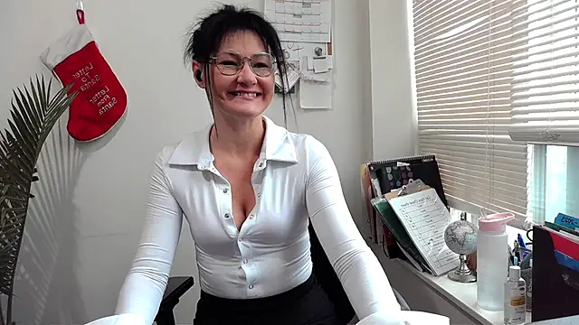 City Kat online show from December 16, 4:16 pm