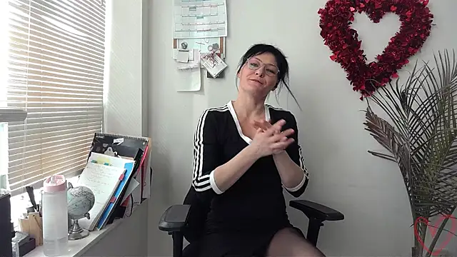 City Kat online show from February 10, 6:24 pm