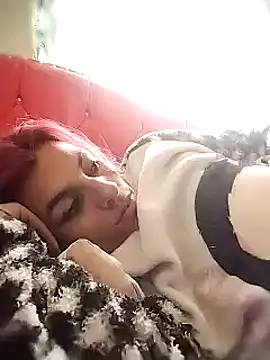 julieth sex1 online show from December 14, 7:25 pm