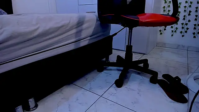 Eiden allenx online show from January 17, 4:57 pm