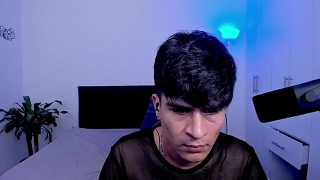 Eiden allenx online show from February 4, 2:53 pm