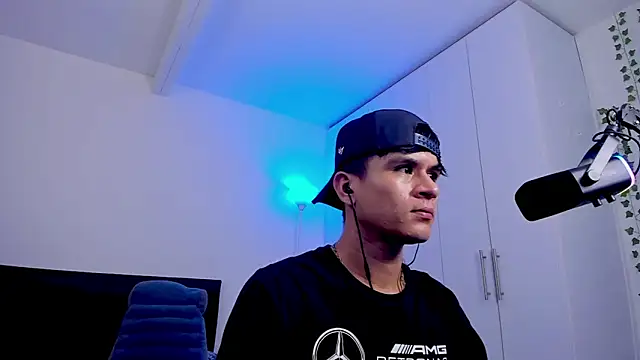 Eiden allenx online show from February 9, 7:27 am