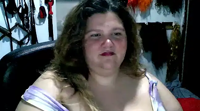 squirt322bbw online show from February 10, 12:52 am