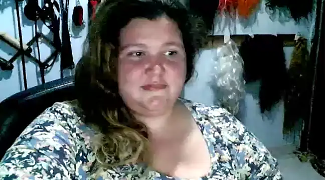 squirt322bbw online show from March 2, 6:51 pm