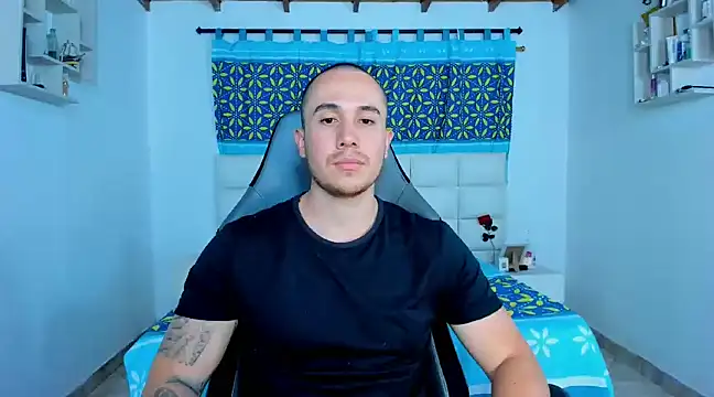 juan  jimenez online show from January 20, 4:21 am