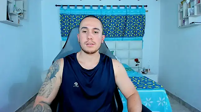 juan  jimenez online show from February 5, 1:04 am