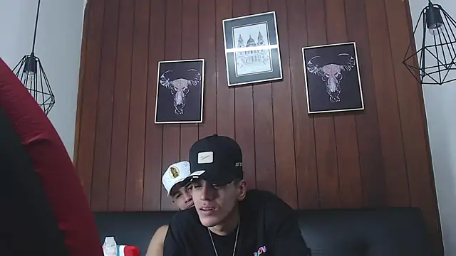 Snapshot of GaboReyes chatting on March 5, 10:00 am GaboReyes online show from March 5, 10:00 am