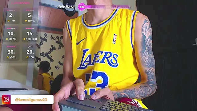 Snapshot of GaboReyes chatting on November 26, 11:55 am GaboReyes online show from November 26, 11:55 am