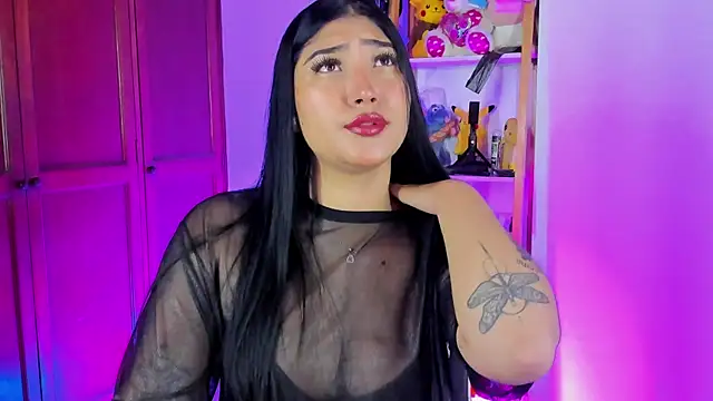 eymy-hadid online show from September 24, 3:04 pm