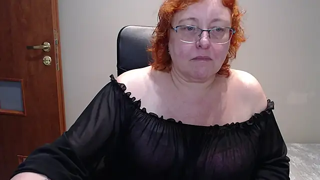 JoannaAndNeighbour online show from January 14, 8:31 am