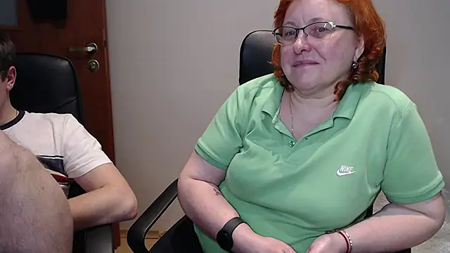 JoannaAndNeighbour online show from January 26, 4:20 pm