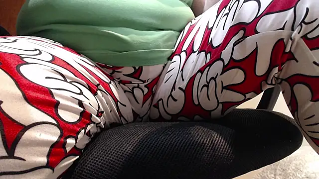 JoannaAndNeighbour online show from February 18, 11:11 am