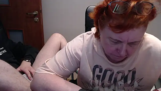 JoannaAndNeighbour online show from March 2, 11:18 am