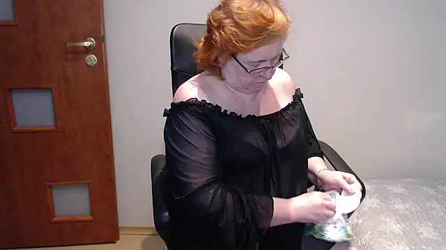 JoannaAndNeighbour online show from March 21, 1:01 pm