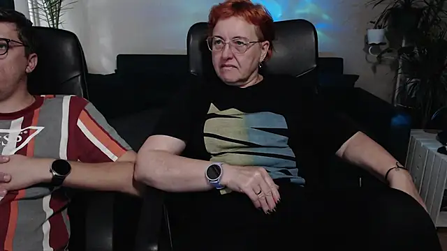 JoannaAndNeighbour online show from October 6, 10:34 am