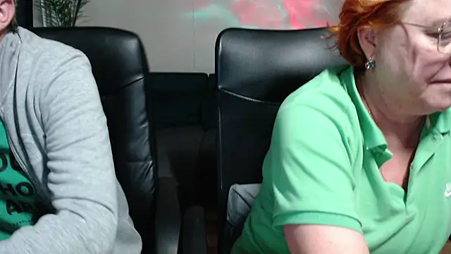 JoannaAndNeighbour online show from October 14, 7:53 am