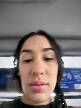 Snapshot of __IRIS__ chatting on December 28, 3:15 pm IRIS online show from December 28, 3:15 pm