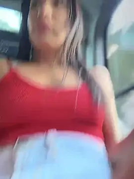 Snapshot of __IRIS__ chatting on January 29, 9:39 pm IRIS online show from January 29, 9:39 pm