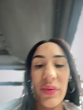 Snapshot of __IRIS__ chatting on March 12, 1:51 pm IRIS online show from March 12, 1:51 pm