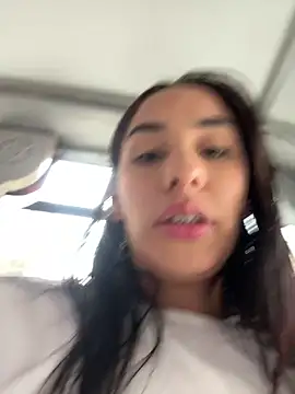 Snapshot of __IRIS__ chatting on March 12, 6:55 pm IRIS online show from March 12, 6:55 pm