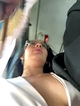 Snapshot of __IRIS__ chatting on November 7, 3:56 pm IRIS online show from November 7, 3:56 pm