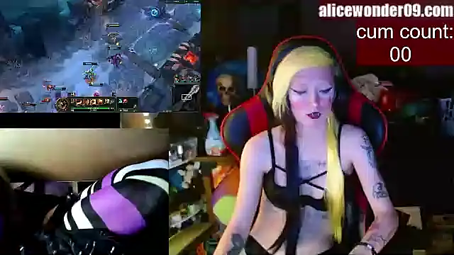 alicewonder09 online show from January 9, 4:41 am