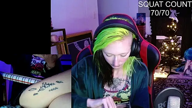 alicewonder09 online show from December 1, 7:24 am