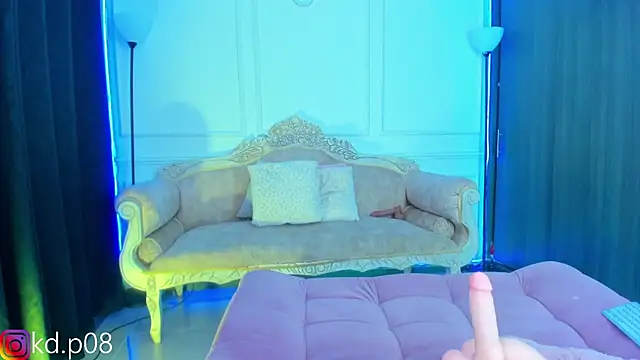 Snapshot of shannol_ryan chatting on February 6, 3:48 am shannol ryan online show from February 6, 3:48 am