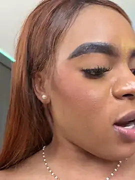 Snapshot of shannol_ryan chatting on March 13, 7:31 am shannol ryan online show from March 13, 7:31 am