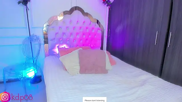 Snapshot of shannol_ryan chatting on September 11, 2:11 am shannol ryan online show from September 11, 2:11 am