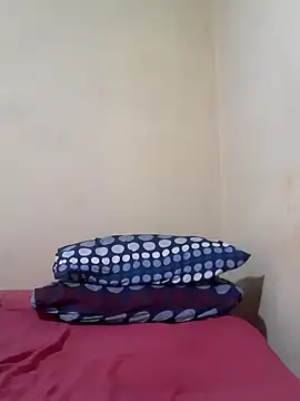 Sexy-queen99xx online show from February 18, 7:43 am