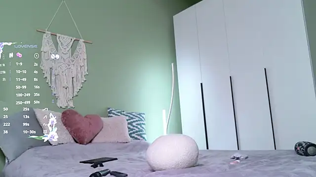 Rinas secret online show from February 9, 8:44 am