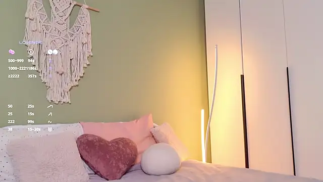 Rinas secret online show from March 15, 8:04 am