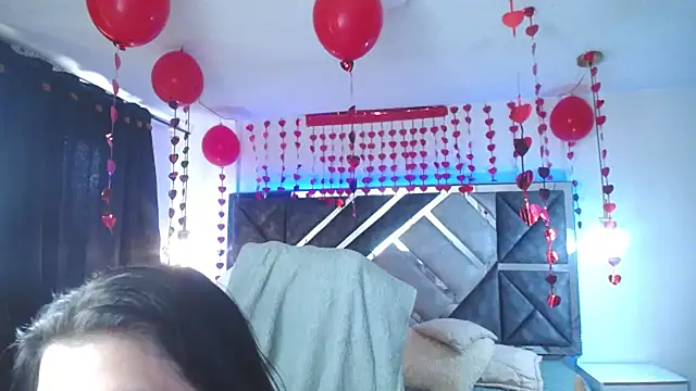 selena yourmilf online show from February 6, 6:46 pm